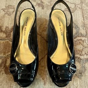 Antonio Melani Shoes - size 7M Black Patent Leather
